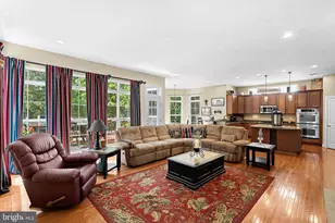 42755 Chatelain Cir, Brambleton, VA 20148 - Photo 19