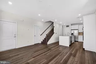19808 Lavender Dust Sq, Ashburn, VA 20147 - Photo 7