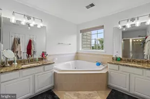 874 Stonefield Square NE, Leesburg, VA 20176 - Photo 33