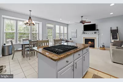 874 Stonefield Square NE, Leesburg, VA 20176 - Photo 13