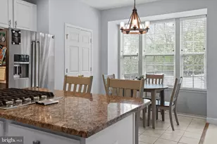 874 Stonefield Square NE, Leesburg, VA 20176 - Photo 7