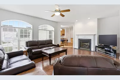 22938 Goldenrod, Brambleton, VA 20148 - Photo 11