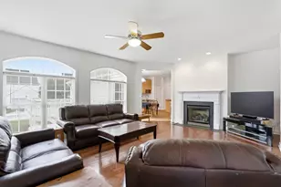 22938 Goldenrod, Brambleton, VA 20148 - Photo 11