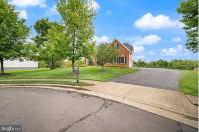 42598 Unbridleds Song Place, Chantilly, VA 20152 - Photo 9