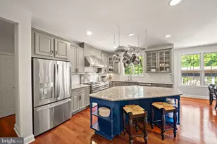 43916 Riverpoint Dr, Leesburg, VA 20176 - Photo 29