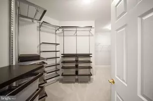43916 Riverpoint Dr, Leesburg, VA 20176 - Photo 49