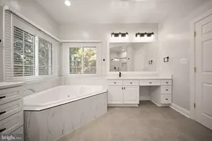 43916 Riverpoint Dr, Leesburg, VA 20176 - Photo 47