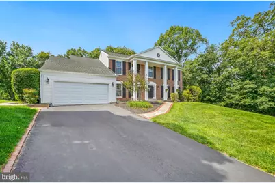 10842 Monticello Drive, Great Falls, VA 22066 - Photo 3