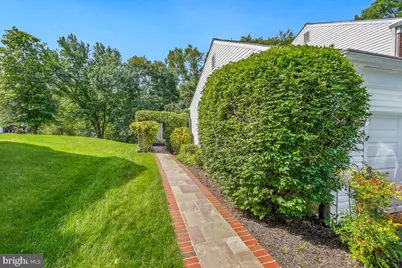 10842 Monticello Drive, Great Falls, VA 22066 - Photo 5
