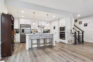 42613 Pitlochry Ter, Sterling, VA 20166 - Photo 3