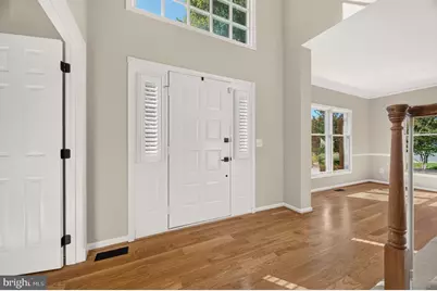 43760 Raymond Way, Ashburn, VA 20147 - Photo 5