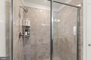 25981 Royston Pass Cir, Aldie, VA 20105 - Photo 23