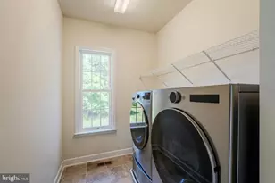 20950 Highland Creek Dr, Leesburg, VA 20175 - Photo 23
