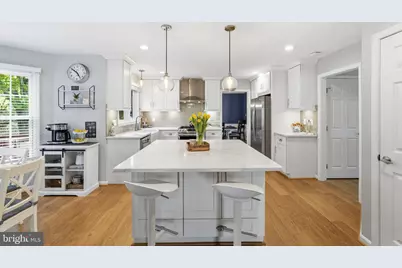 43197 Wayside Circle, Ashburn, VA 20147 - Photo 11
