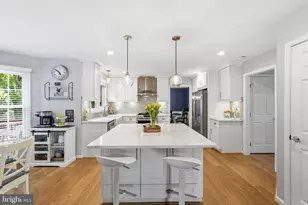 43197 Wayside Cir, Ashburn, VA 20147 - Photo 11