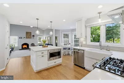 43197 Wayside Circle, Ashburn, VA 20147 - Photo 7