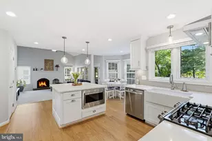 43197 Wayside Cir, Ashburn, VA 20147 - Photo 7