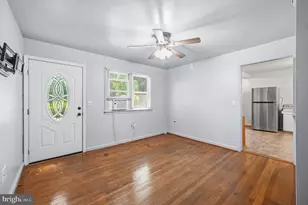 44 S Woodlawn Ave, Hamilton, VA 20158 - Photo 3