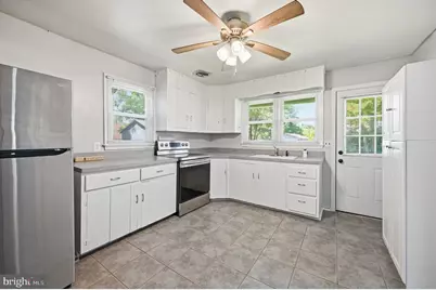 44 S Woodlawn Avenue, Hamilton, VA 20158 - Photo 11