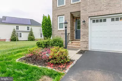 22800 Bubbling Brook Drive, Brambleton, VA 20148 - Photo 5