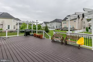 22800 Bubbling Brook Dr, Brambleton, VA 20148 - Photo 11