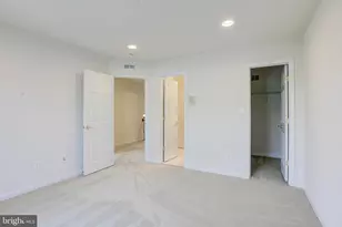 22952 Olympia, Brambleton, VA 20148 - Photo 37