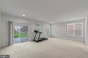 23265 Hanworth St, Ashburn, VA 20148 - Photo 19