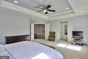 42977 Thornblade Cir, Broadlands, VA 20148 - Photo 15