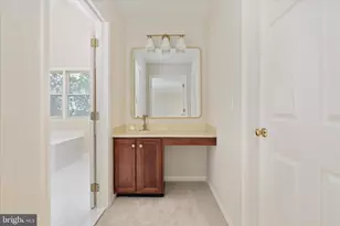 43870 Ludlum Ct, Ashburn, VA 20147 - Photo 31