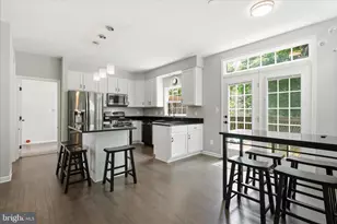 46073 Trefoil Ln, Sterling, VA 20166 - Photo 11