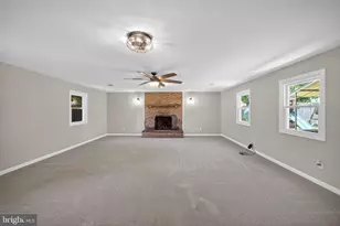 1023 S Hoga Road S, Sterling, VA 20164 - Photo 21
