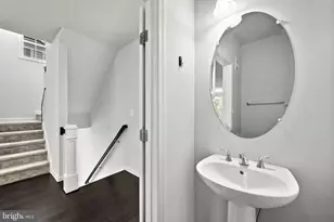 23275 Milltown Knoll Square, Ashburn, VA 20148 - Photo 9