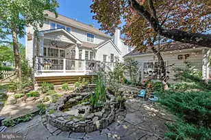 25496 Heathfield Cir, Chantilly, VA 20152 - Photo 35