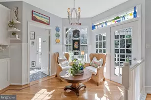 25496 Heathfield Cir, Chantilly, VA 20152 - Photo 13