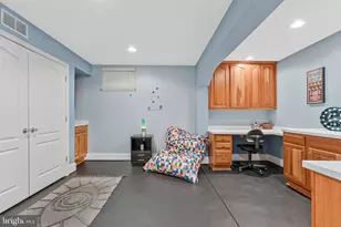 25496 Heathfield Cir, Chantilly, VA 20152 - Photo 29