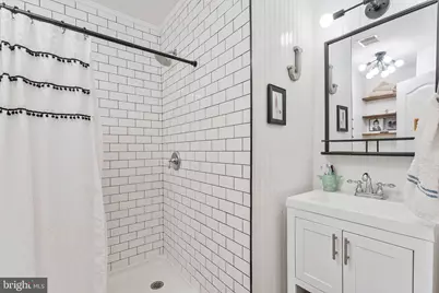 25496 Heathfield Circle, Chantilly, VA 20152 - Photo 23