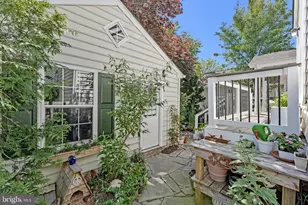 25496 Heathfield Cir, Chantilly, VA 20152 - Photo 37