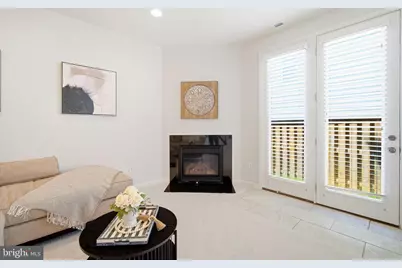 23489 Epperson Square, Brambleton, VA 20148 - Photo 25