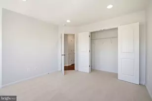 23489 Epperson Square, Brambleton, VA 20148 - Photo 63