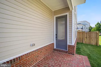 23489 Epperson Square, Brambleton, VA 20148 - Photo 19