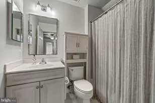 43079 Lago Gallerie Ct, Ashburn, VA 20148 - Photo 93
