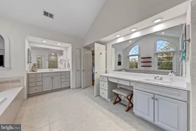 43079 Lago Gallerie Court, Ashburn, VA 20148 - Photo 73
