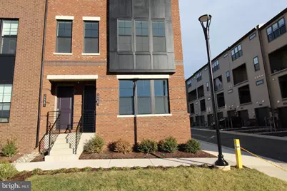 22383 Roanoke Rise Terrace, Ashburn, VA 20148 - Photo 3