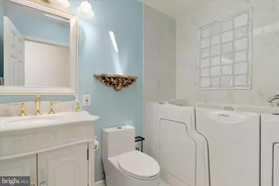 210 S Hughes Street, Hamilton, VA 20158 - Photo 13
