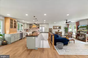 210 S Hughes St, Hamilton, VA 20158 - Photo 5