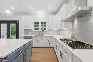 42414 Pine Forest Dr, Chantilly, VA 20152 - Photo 25