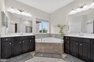 1904 Belleville Dr NE, Leesburg, VA 20176 - Photo 23