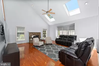 22561 Howardsville Woods Court, Ashburn, VA 20148 - Photo 9