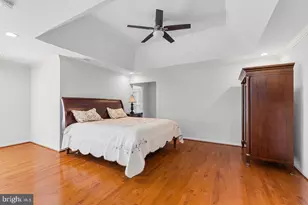 22561 Howardsville Woods Ct, Ashburn, VA 20148 - Photo 27