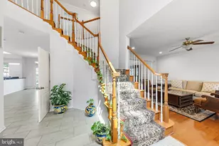22561 Howardsville Woods Ct, Ashburn, VA 20148 - Photo 5